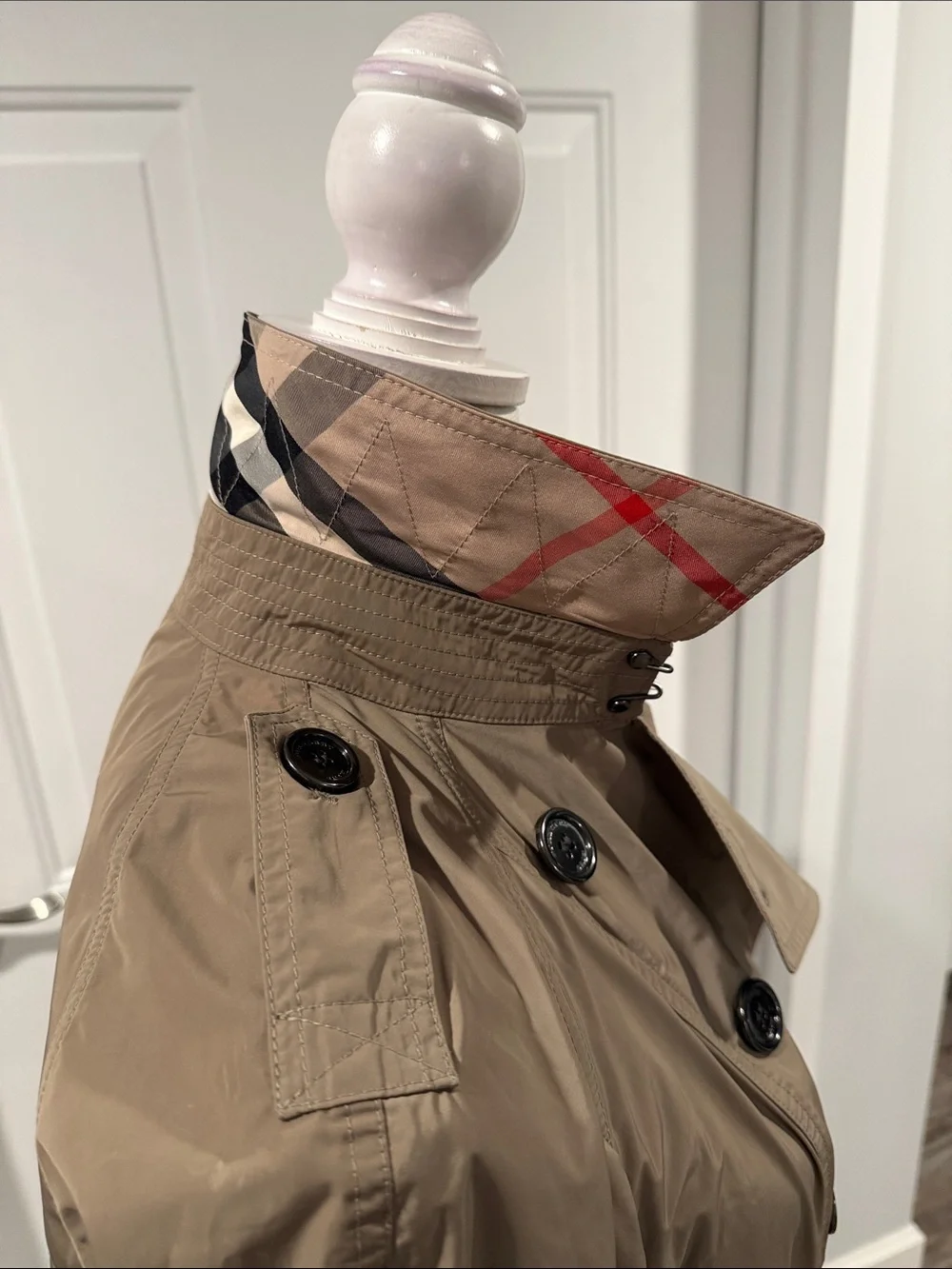 Burberry Brit Nova Check Trench Ruched Coat Raincoat Size 6 US Women’s Jacket - Picture 6 of 16